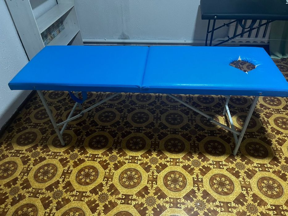 Продам кушетку складную