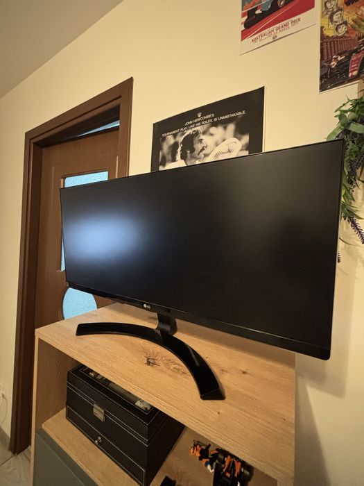 LG Ultrawide 29" 75Hz