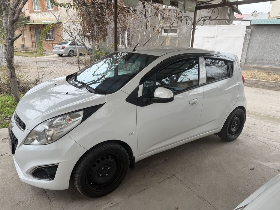 Продается автомобиль Shevrolet Spark автомат