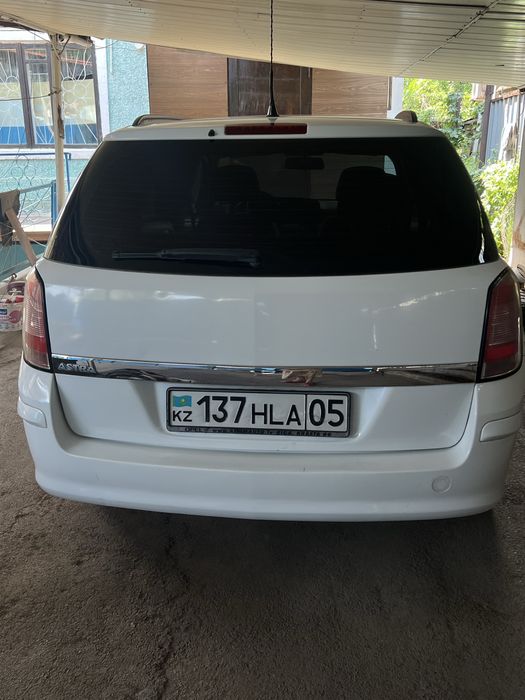 Продам машину Opel