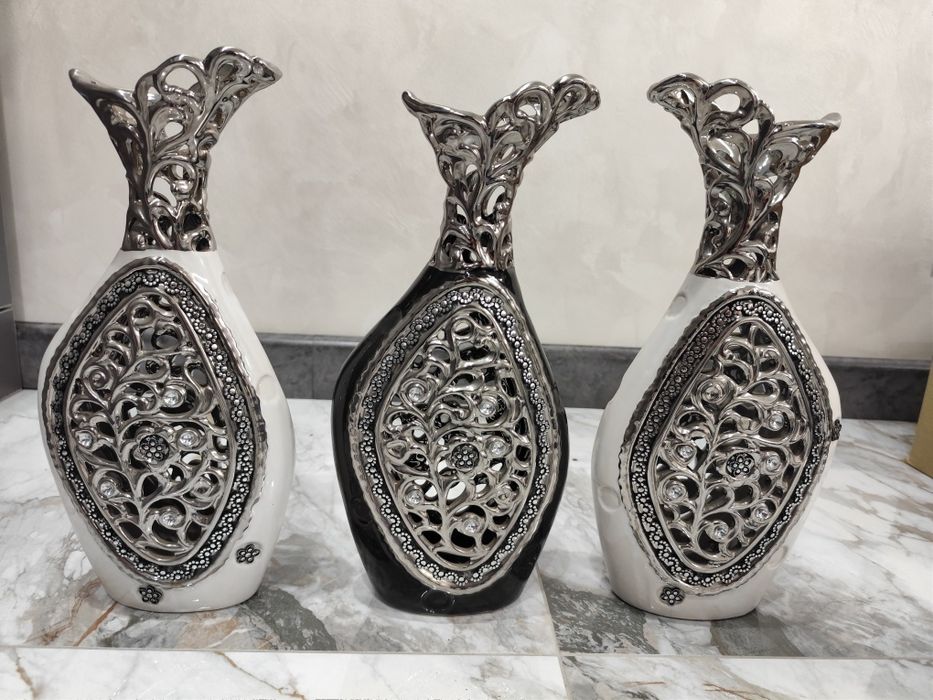 Продам вазы керамика и стекло