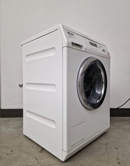 Mașină de spălat Miele W5821 – 7 kg, 1400 rpm – Recondiționată și testată