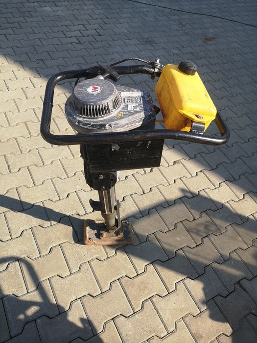 Mai compactor WACKER BS 30 cu talpa ingusta