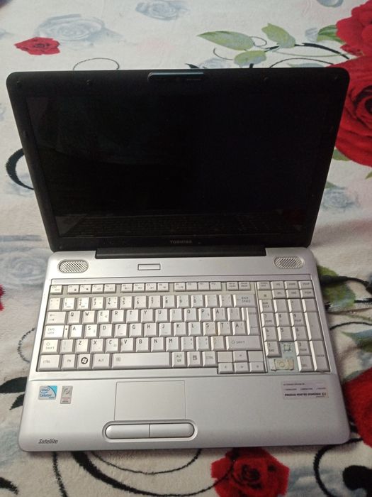 Laptop Toshiba L500
