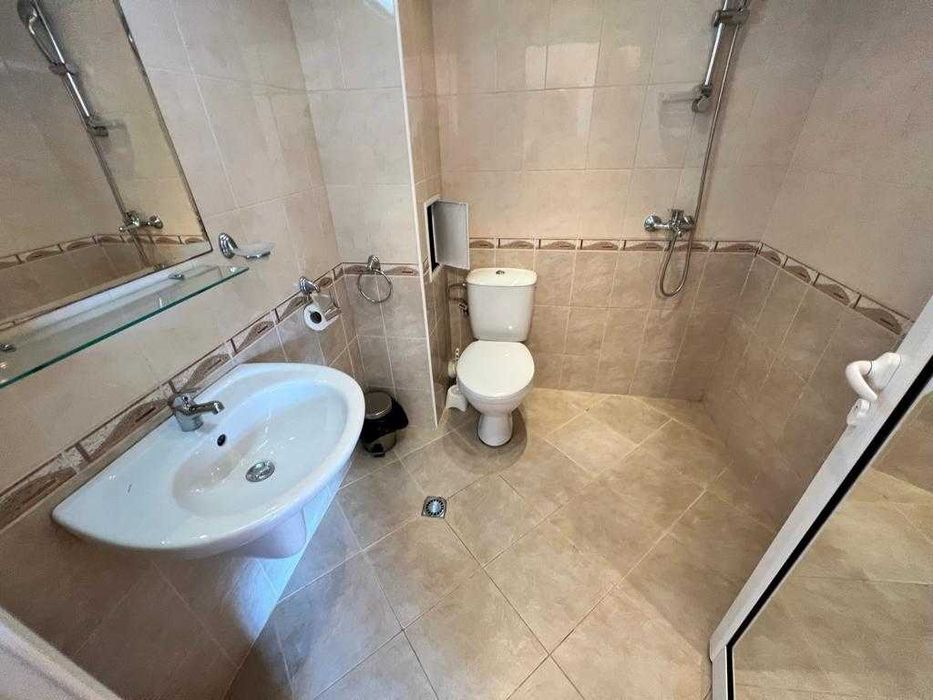 Продава се Двустаен апартамент в к.к. Слънчев бряг - 67 кв.м за 1075 €/кв.м - Снимка #7