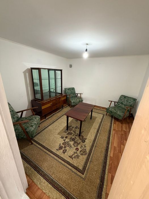 Casă complet renovată de vânzare în Tecuci – gata de mutat!