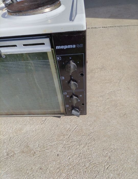 Полилей - тройка, готварски печки, сешоар.