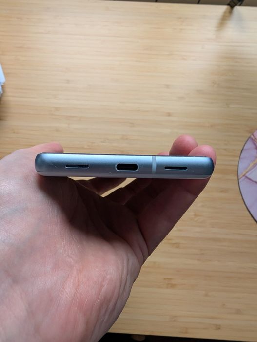 Vând Google Pixel 7a