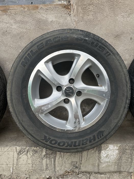 Калеса шины с дисками 195 60 r14