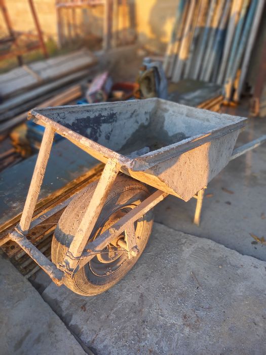 Apalubka lisa mishalka stoyka