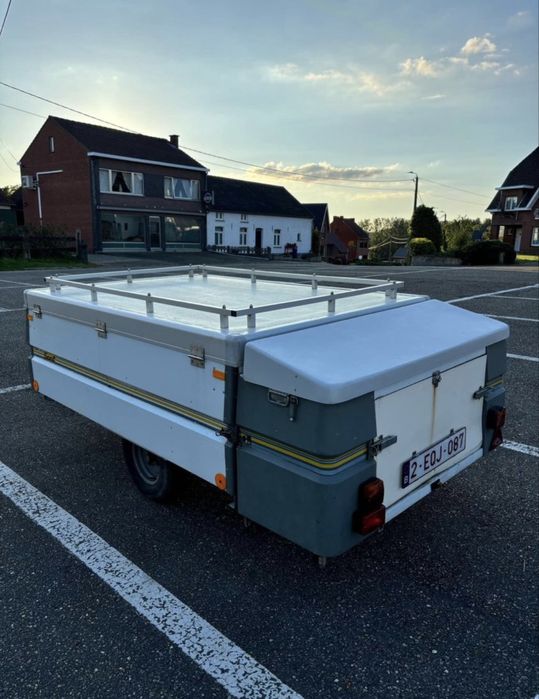 Camping remorca 2006