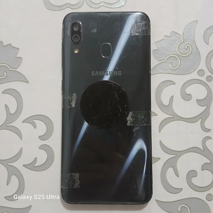 Samsung a30 продаётся!!!