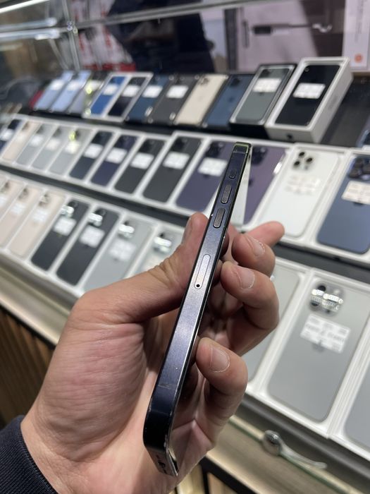 iPhone 15 pro 256 82%