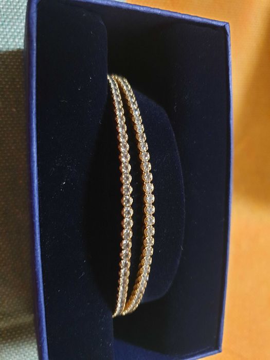 Нови гривни Сваровски - с кутията