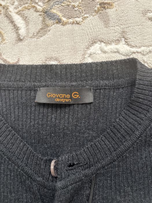 Продаю кофту Giovane G