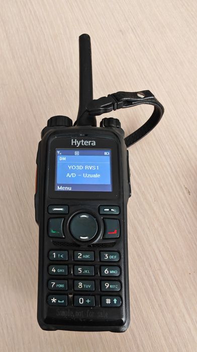 Statie radio portabila UHF Hytera PD 785i
