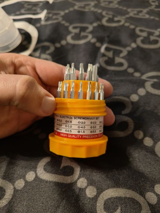 Отвёртка с мини насадками, набор