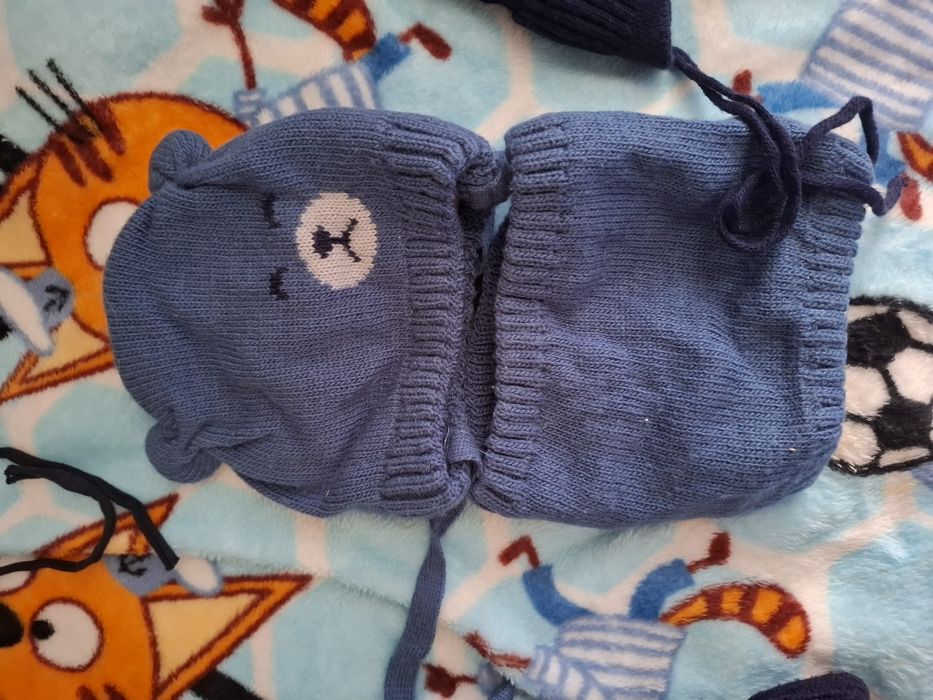 Продам детскую обувь и одежду