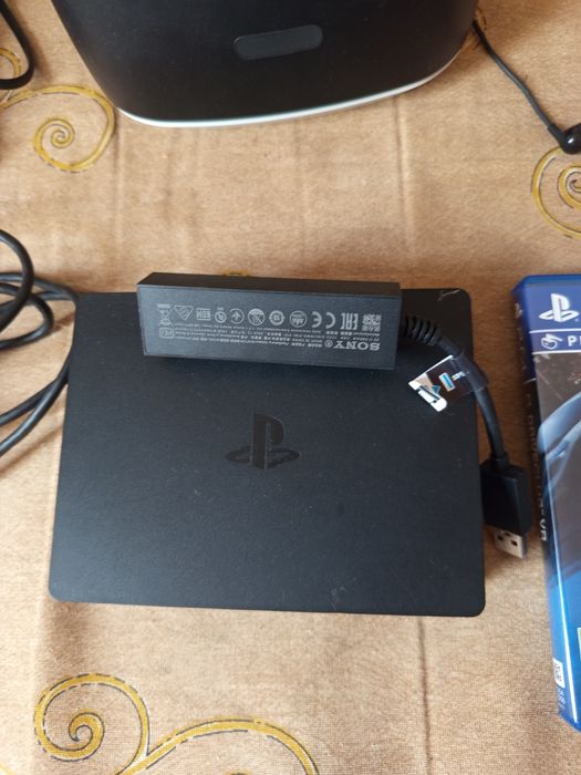 Playstation 4 slim!!! VR ps4 ps5