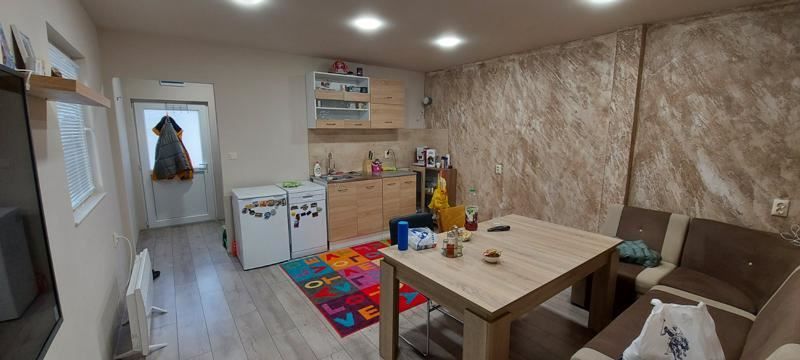 Продава се Склад в Плевен, Индустриална зона - 850 кв.м за 218 €/кв.м - Снимка #9