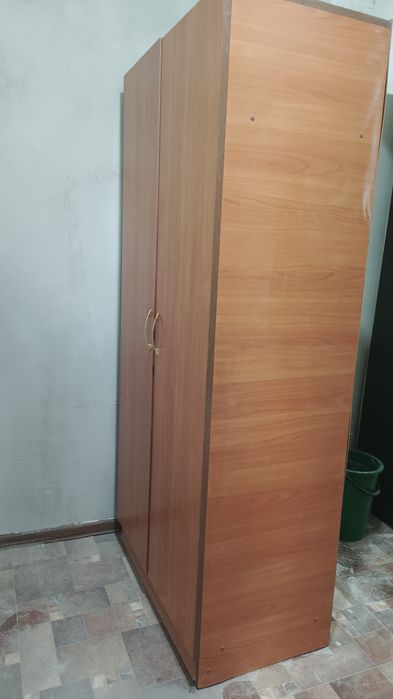 Продам шкаф для прихожей состояние отличное