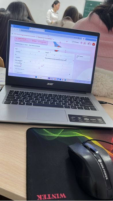 ноутбук Aser состоение 100%