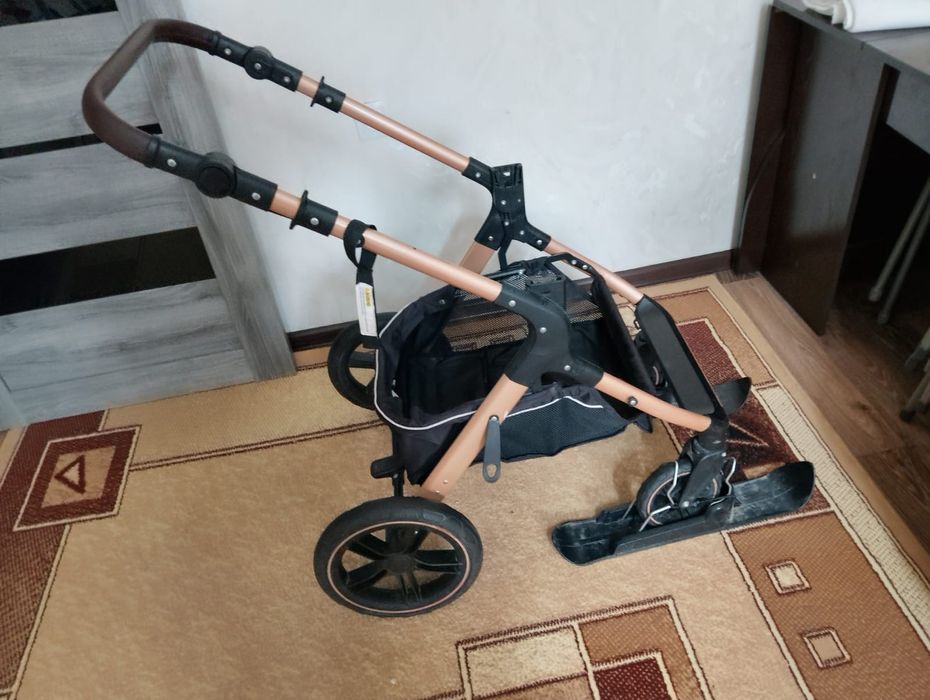 Каляска детская . трансформер