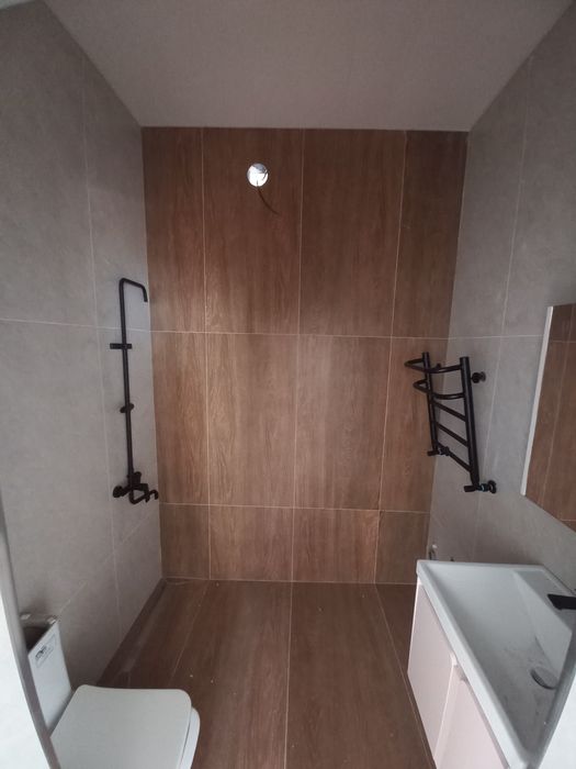 Mirobod Sarakulka tarafda 103m² bo'lgan Tayyor 2-qavatli kottedj Sotuv