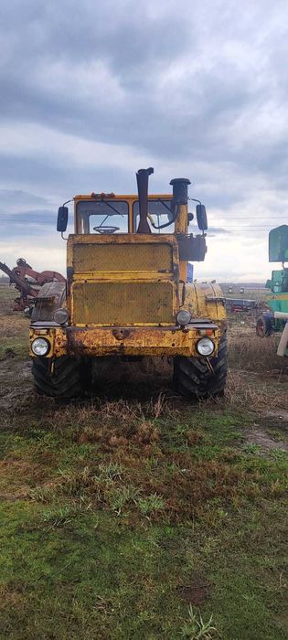 Продам  трактор К  700