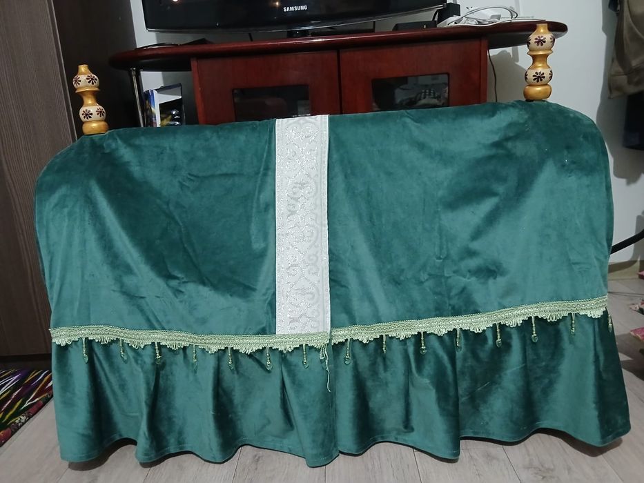 Бесик сатылады..