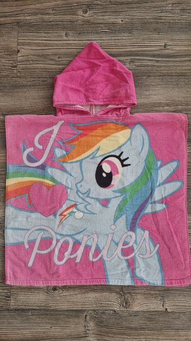 Бански за момиче и пончо