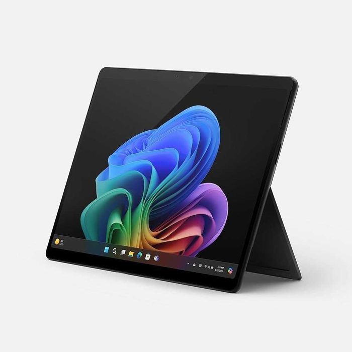 MICROSOFT Surface PRO 11 (SnapDragon XELITE / 16 GB / 1TB /W11H-BLK)