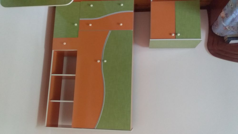 Продам детский гарнитур. В отличном состоянии.