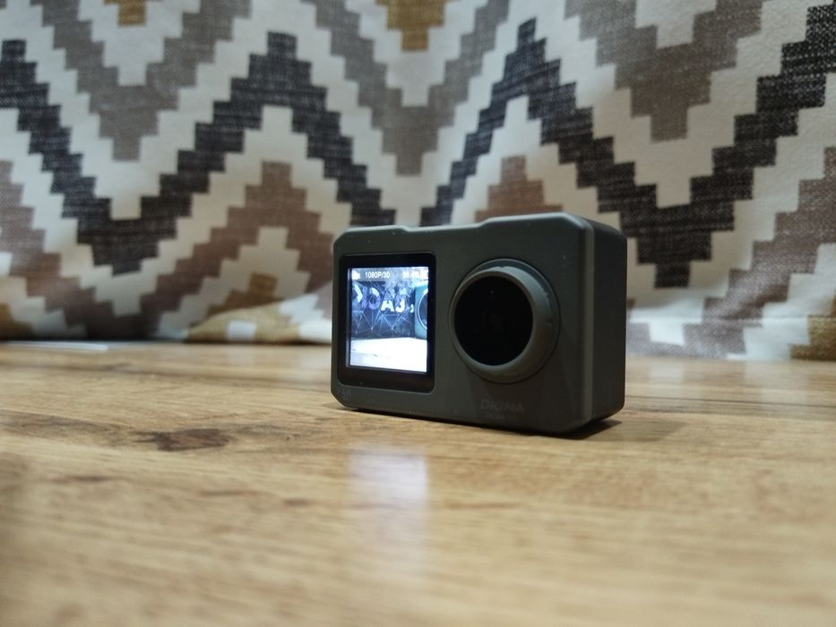 Digma dicam 520 экшн камера