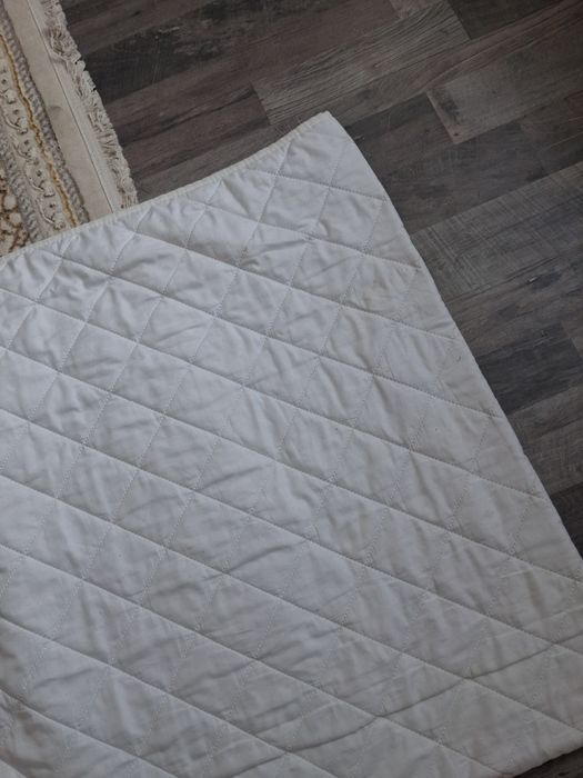 Одеяло 2 спальное тонкое б.у