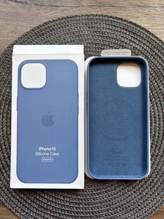 Vand husa iphone 15 originala Apple Magsafe