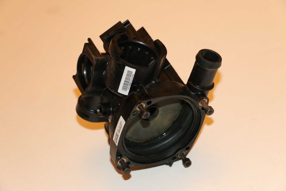 Grup tur retur corp pompa centrala Viessmann Vitodens 050-W