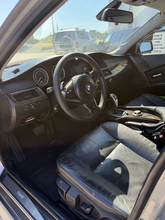Продавам BMW E61 530 с 3.0-литров двигател.