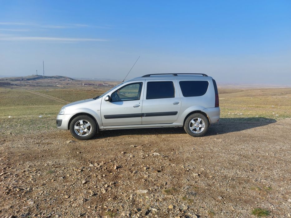 Продам LADA Largus