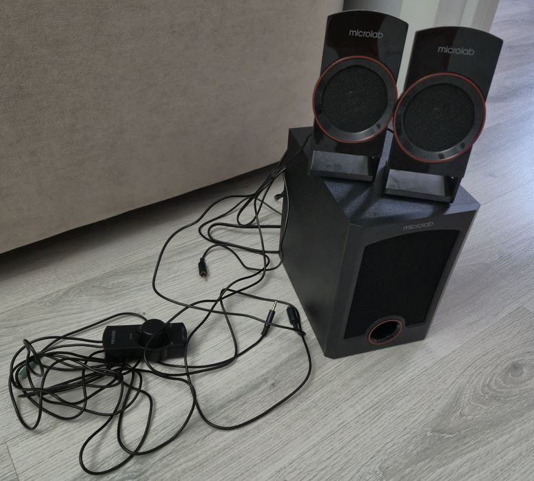Акустическая система/Колонки  Microlab M-111