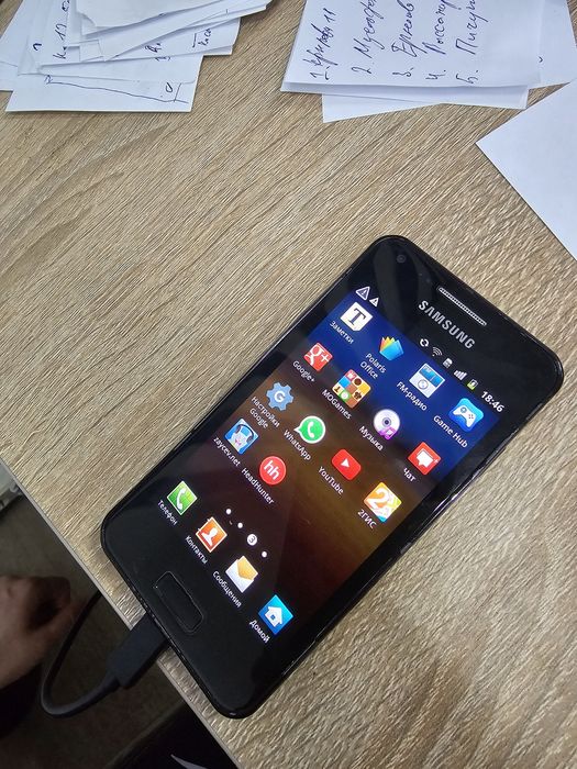 Продаю два телефона Samsung s2 б/у