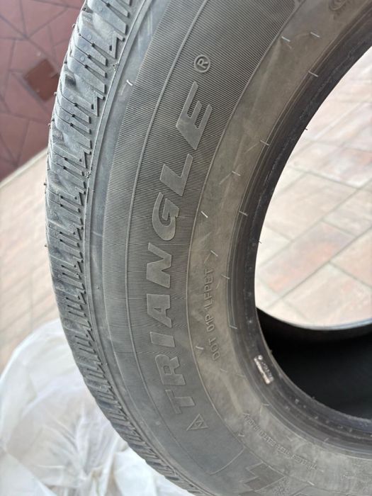 Продам шины на R17