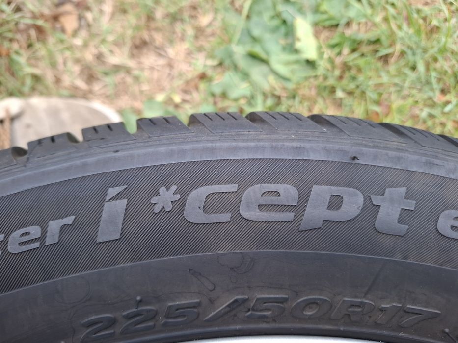 4 Броя зимни гуми 225/50/17 Hankook дот 24
