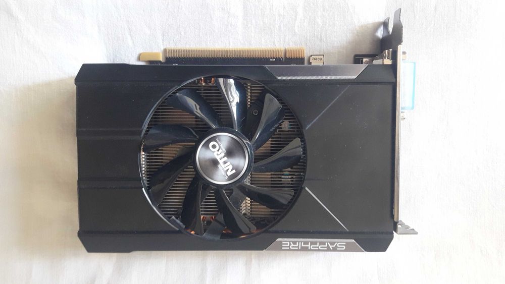 Sapphire R7 370 2Gb 256-bits la cutie, ToateAccesoriile+CabluCrossfire