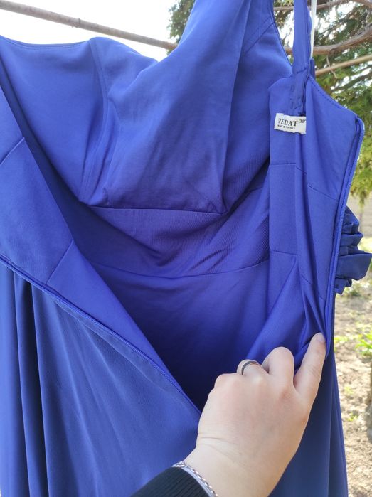 Официална рокля за поводи. Размер С-М без забележки.