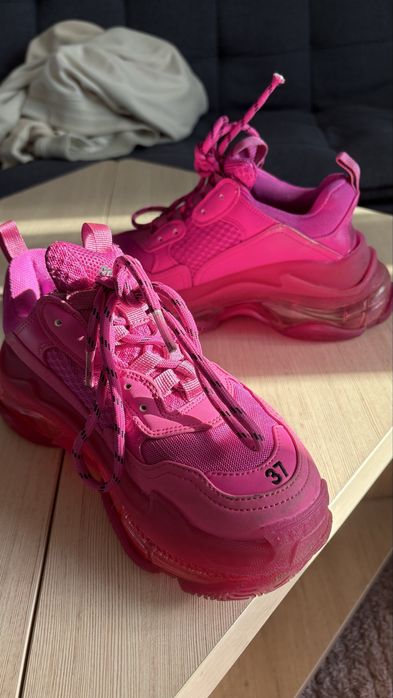 Balenciaga обувки