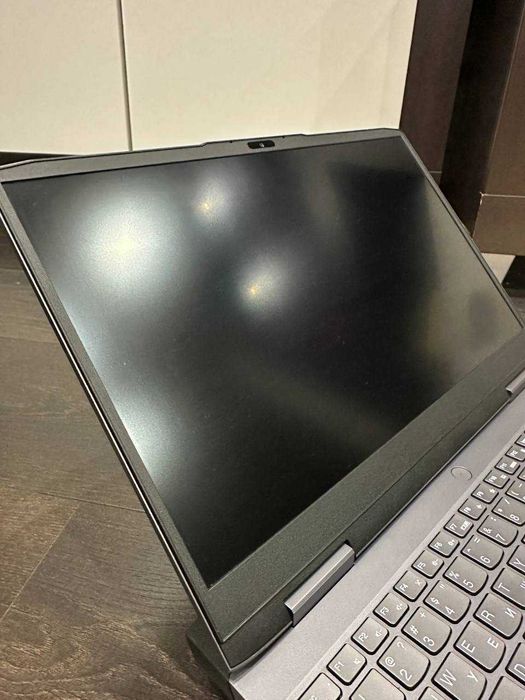 Lenovo LOQ 15APH8  Ryzen 7 7840HS | RTX 4050 6GB | 16GB DDR5 | 1TB SSD