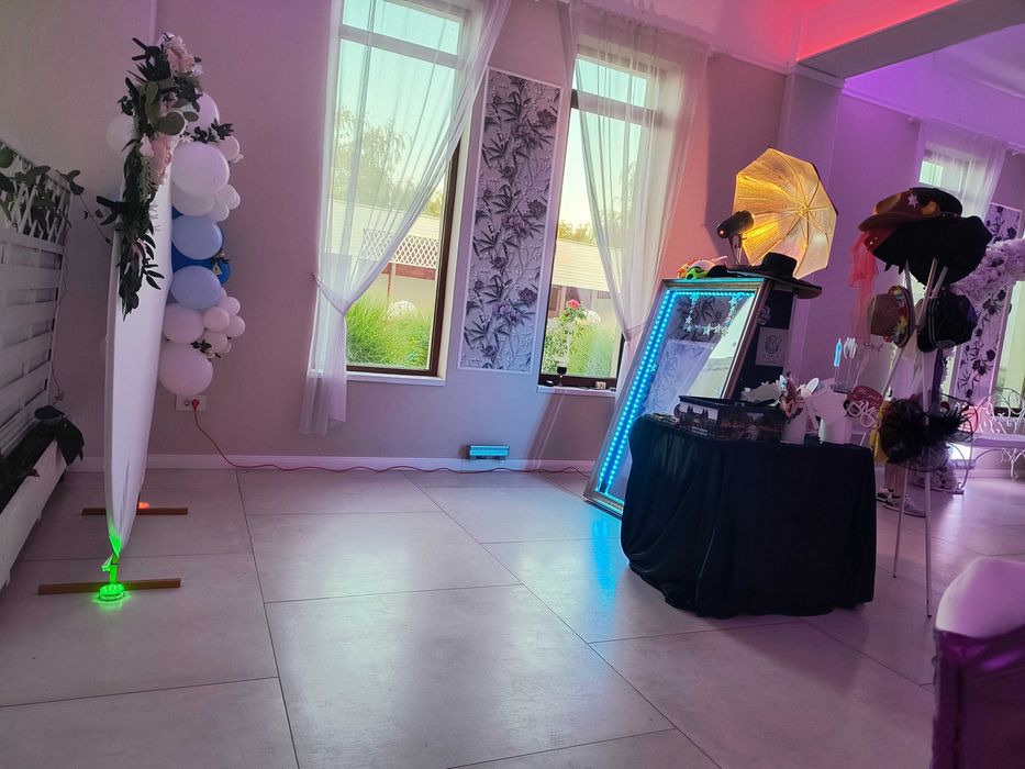 Cabina Foto- Oglinda Magica Oradea