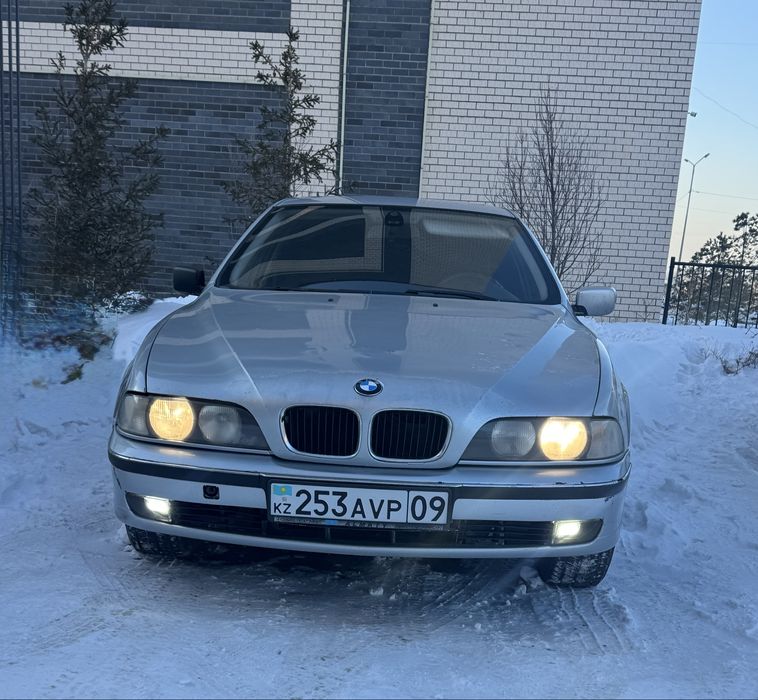 BMW E39 520i 1997 продается