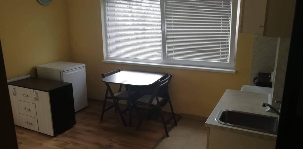 Дава се под наем Едностаен апартамент в София, Студентски град - 40 кв.м за 418.71 € - Снимка #1